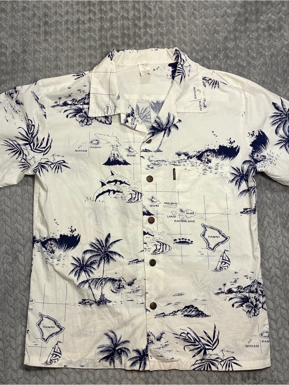 Palm wave Hawaii White & Navy Island Print Short-Sleeve Button-Up Shirt